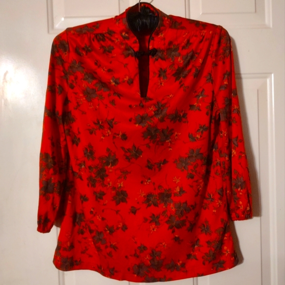 Vintage Tops - 🎀⛩️🎀 Stellar Vintage 70's Asian Oriental Inspired Silky Soft Floral Top - 14